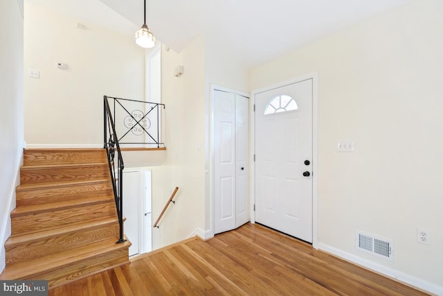 804 Gregorio Dr, Silver Spring, MD 20901 - foyer entrance featuring baseboards and wood finished floors