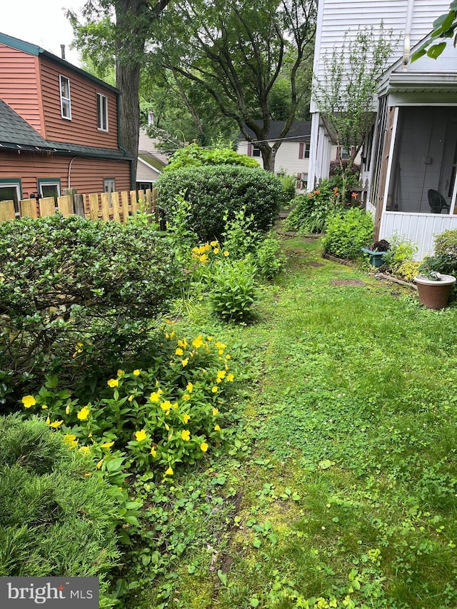 2228 Hillthorpe Ave, Abington, PA 19001 - view of yard