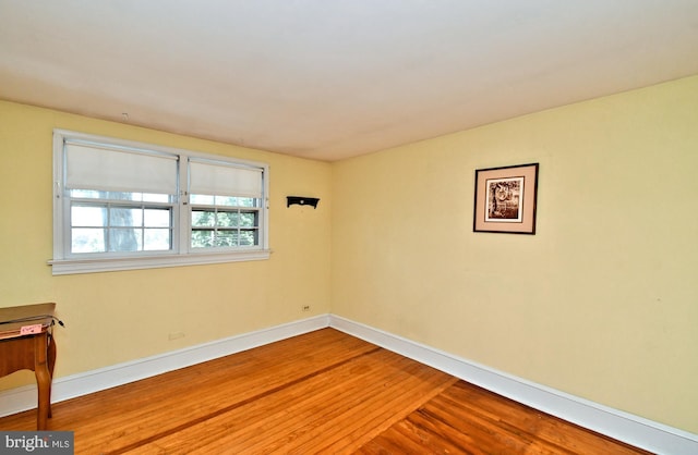 2228 Hillthorpe Ave, Abington, PA 19001 - spare room featuring wood finished floors and baseboards