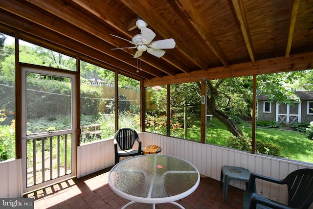 2228 Hillthorpe Ave, Abington, PA 19001 - sunroom featuring a ceiling fan