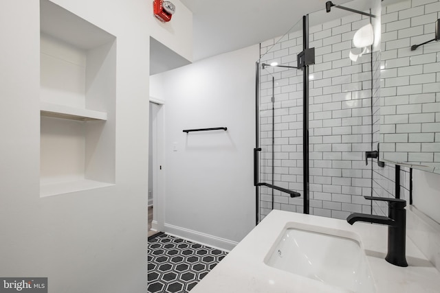 1805 Chestnut St, Philadelphia, PA 19103 - full bath with tiled shower and vanity
