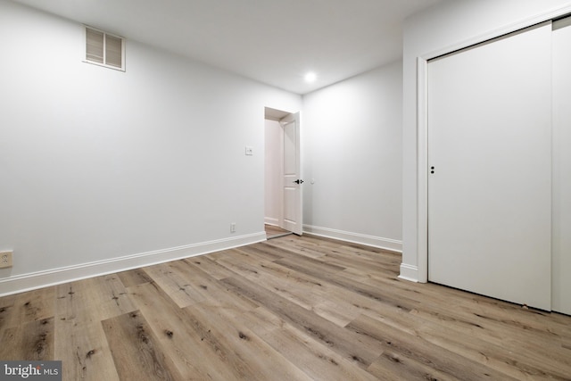 1805 Chestnut St, Philadelphia, PA 19103 - spare room with wood finished floors and recessed lighting