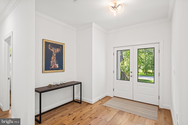 1227 Cross Rd, Annapolis, MD 21403 - entryway with light wood-style floors and crown molding