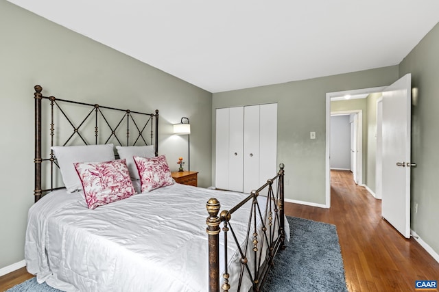 134 Hessian Hills Cir Unit 2, Charlottesville, VA 22901 - bedroom with wood finished floors and a closet