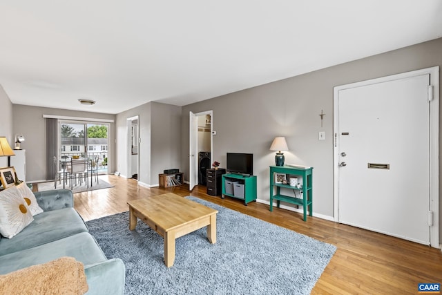 134 Hessian Hills Cir Unit 2, Charlottesville, VA 22901 - living room with wood finished floors and baseboards