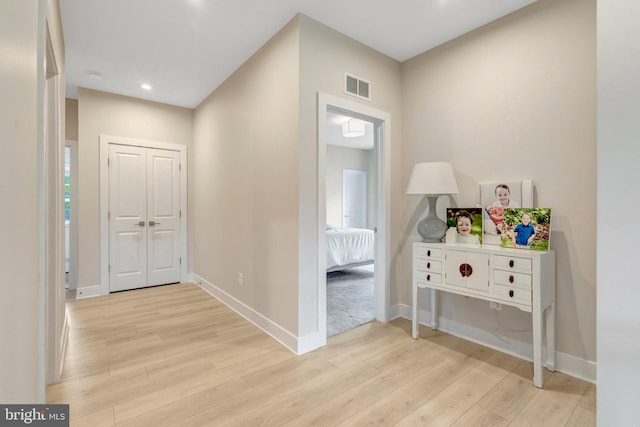 40928 Arcadian Pond Ct, Aldie, VA 20105 - hall featuring light wood-style flooring