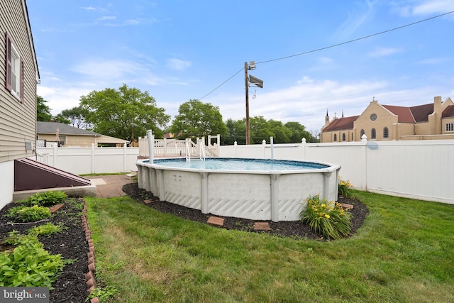 122 Randolph Ave, South Plainfield, NJ 07080 - view of swimming pool featuring a fenced backyard