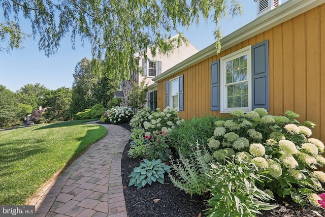 1118 Dorset Dr, West Chester, PA 19382 - view of green lawn