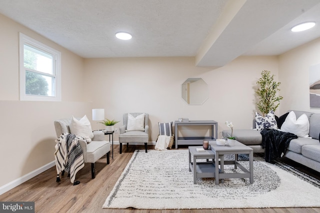 3502 Blue Coat Rd, Baltimore, MD 21236 - living area featuring wood finished floors and recessed lighting