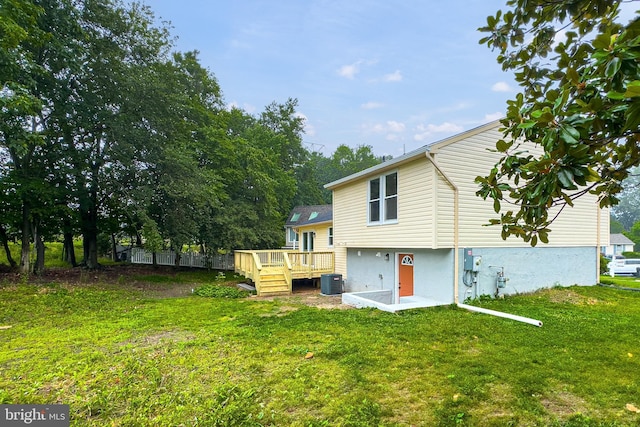 3502 Blue Coat Rd, Baltimore, MD 21236 - rear view of property with a deck