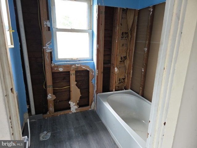 132 N Franklin Blvd, Pleasantville, NJ 08232 - full bath featuring a bath and wood finished floors