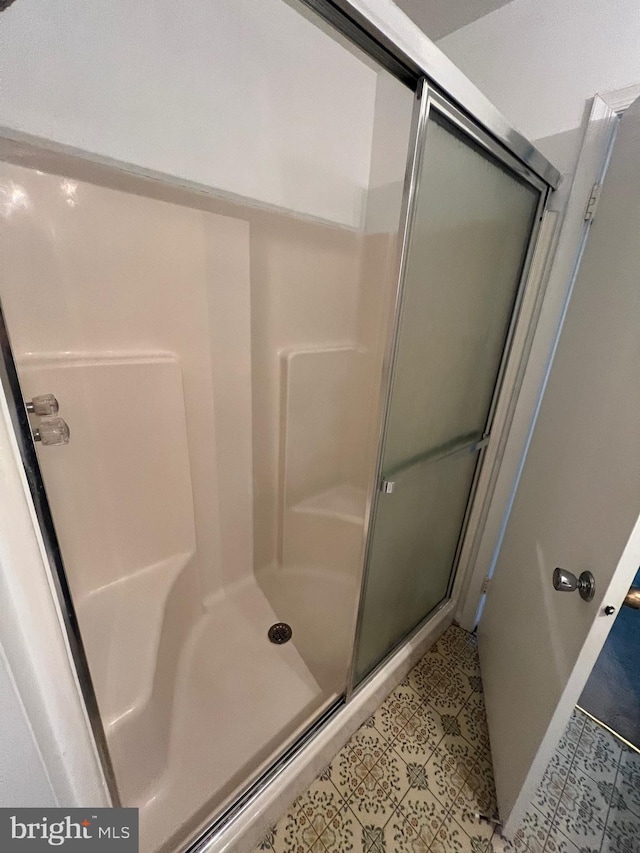 11708 Lone Tree Ct, Columbia, MD 21044 - bathroom featuring a shower stall