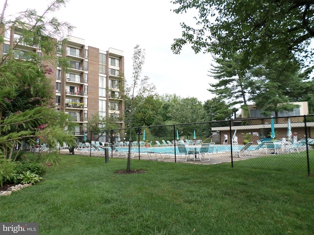 9900 Georgia Ave Unit 707, Silver Spring, MD 20902 - view of community pool
