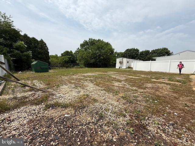 203 W Weymouth Rd, Vineland, NJ 08360 - view of yard with a shed