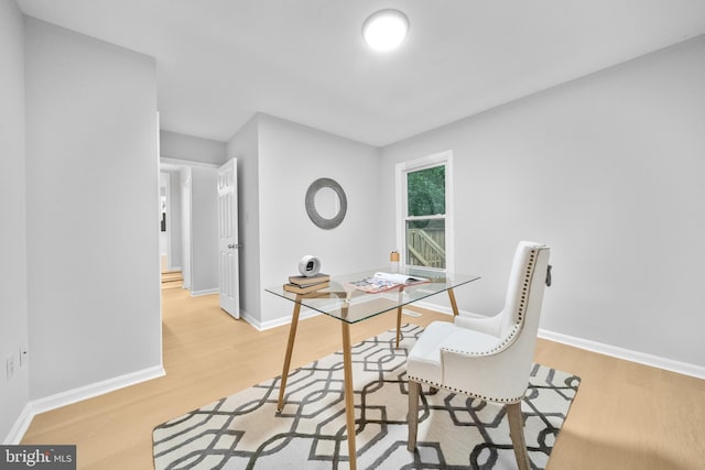 12779 Lost Creek Ct, Manassas, VA 20112 - office with light wood-style floors