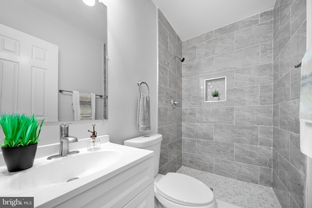 12779 Lost Creek Ct, Manassas, VA 20112 - full bath featuring vanity and a tile shower