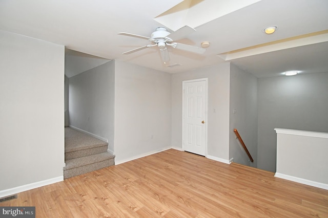 316 Wheatfield Cir, Hatfield, PA 19440 - unfurnished room featuring wood finished floors, ceiling fan, and a smoke detector