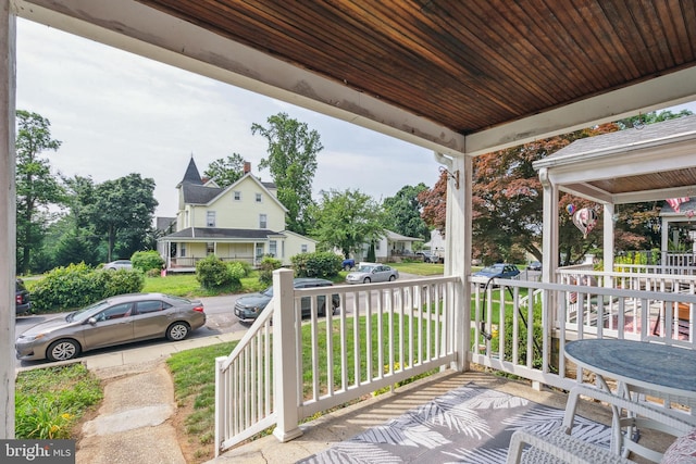 6604 Altamont Ave, Baltimore, MD 21228 - view of porch
