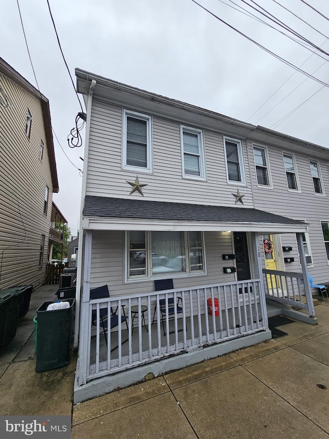 18 N 5th St, Columbia, PA 17512 - townhome / multi-family property with covered porch