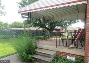 7128 Crestshire, Baltimore, MD 21222 - view of vehicle parking