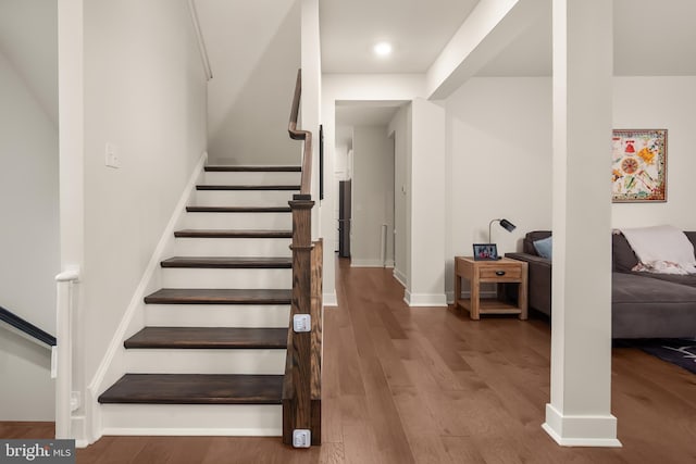 5635 Saucon Ridge Rd, Coopersburg, PA 18036 - stairway featuring wood finished floors and baseboards