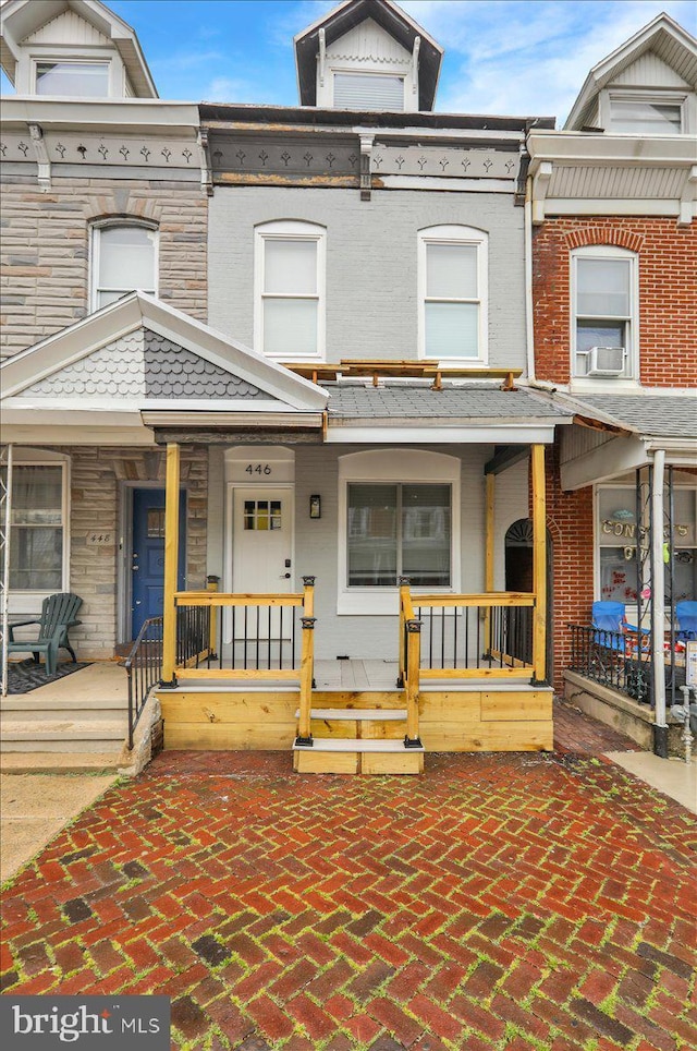 446 S 15th St, Reading, PA 19602 - multi unit property featuring a porch and brick siding