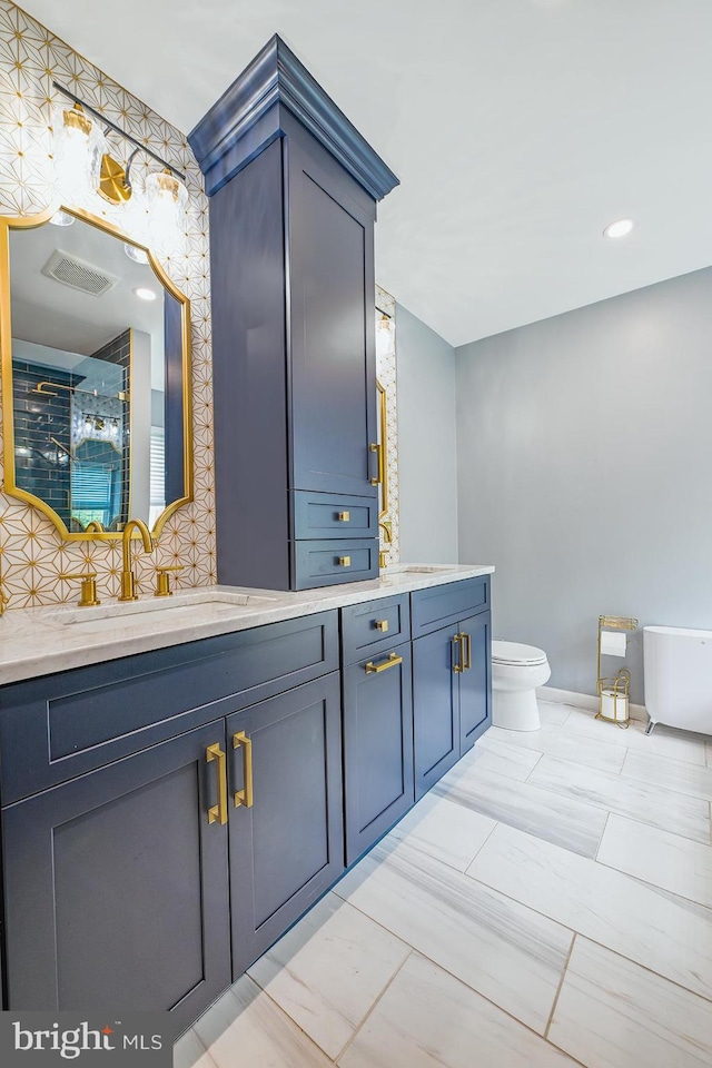 1506 Cloverhill Rd, Pottstown, PA 19464 - full bathroom with double vanity, a shower, and wallpapered walls