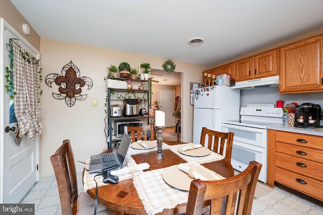 2170 Reading Blvd, Reading, PA 19609 - view of dining space