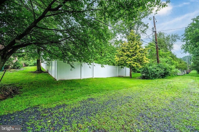 2170 Reading Blvd, Reading, PA 19609 - view of yard