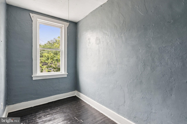 111/2 College Ave, Annapolis, MD 21401 - spare room with baseboards and dark wood-style floors