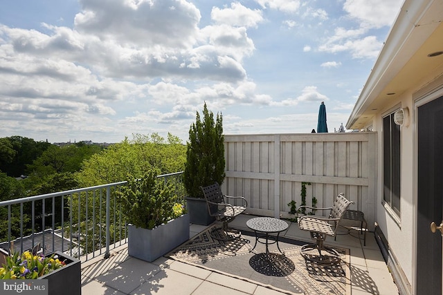 2801 Connecticut Ave NW Unit 32, Washington, DC 20008 - view of patio / terrace