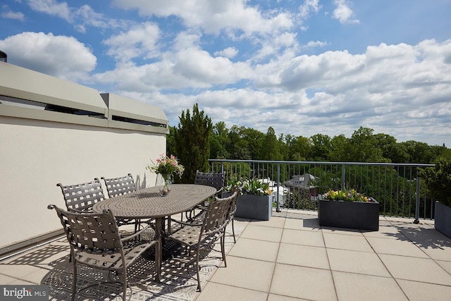 2801 Connecticut Ave NW Unit 32, Washington, DC 20008 - view of patio / terrace with outdoor dining space