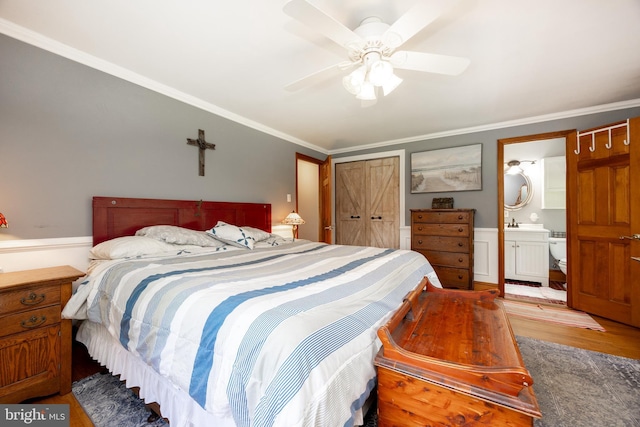 4 Concord Way, Chadds Ford, PA 19317 - bedroom with light wood-style floors, ornamental molding, a closet, ceiling fan, and connected bathroom