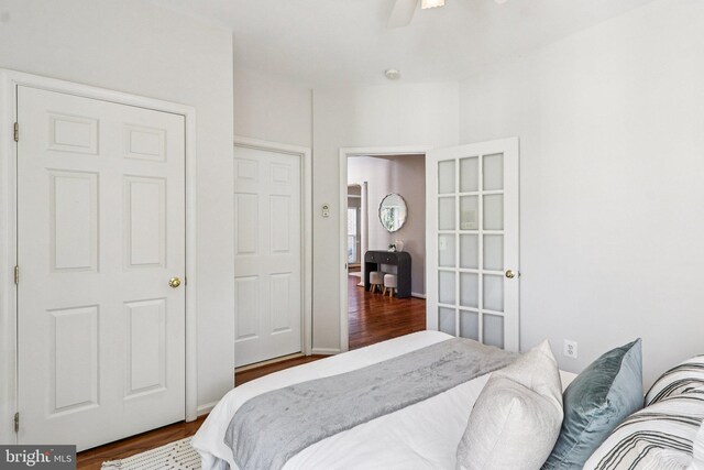 5570 La Vista Dr, Alexandria, VA 22310 - bedroom with wood finished floors and a ceiling fan