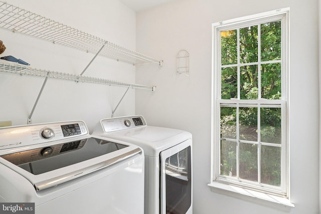 5570 La Vista Dr, Alexandria, VA 22310 - washroom featuring washer and dryer and healthy amount of natural light