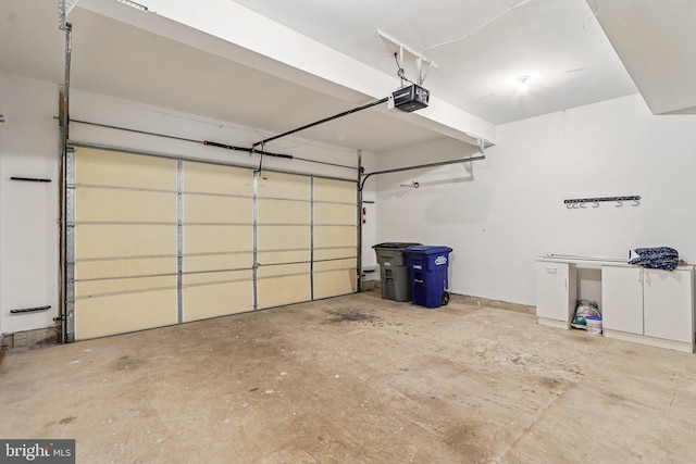 5570 La Vista Dr, Alexandria, VA 22310 - garage with a garage door opener