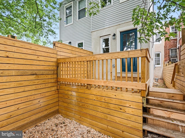 210 N Franklin St, Wilmington, DE 19805 - view of wooden terrace