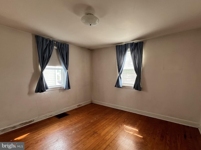 2100 Lincoln Ave, Wilmington, DE 19809 - unfurnished room featuring wood finished floors and healthy amount of natural light