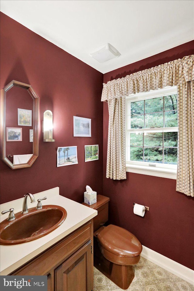 154 Deer Hill Rd, Reading, PA 19607 - half bath with toilet and vanity