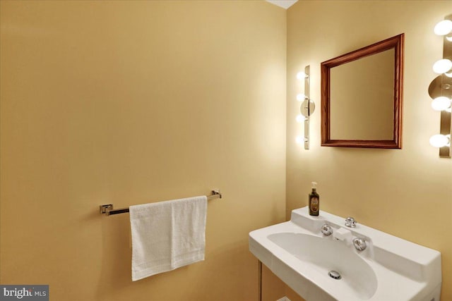 154 Deer Hill Rd, Reading, PA 19607 - bathroom with a sink