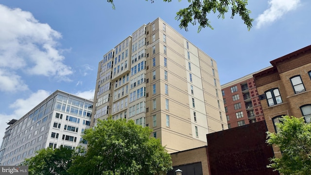 715 6th St NW Unit 1002, Washington, DC 20001 - view of building exterior