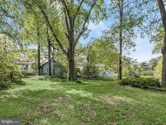 13310 Mockingbird Ln, Bowie, MD 20720 - view of grassy yard