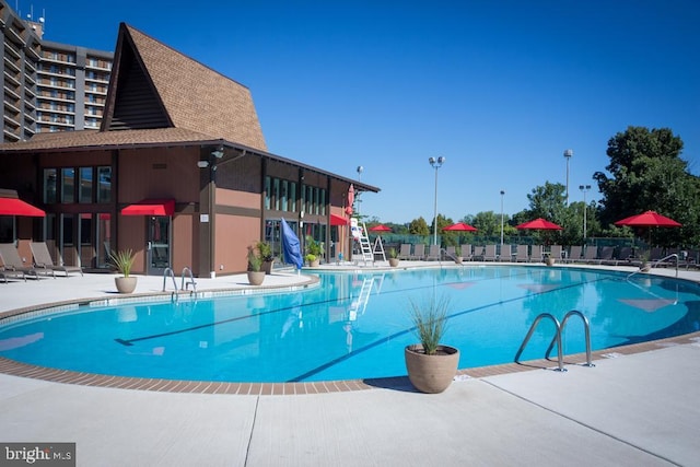 20822 Valley Forge Cir Unit 822, King Of Prussia, PA 19406 - community pool featuring a patio