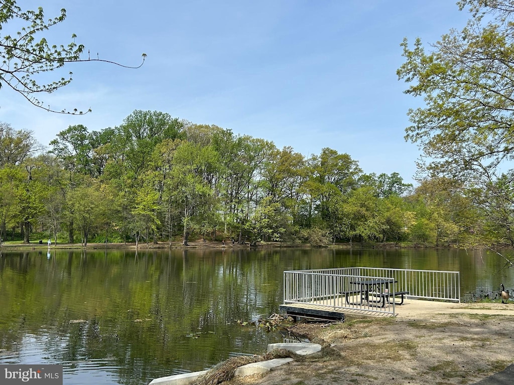205 E Lake Dr, Audubon, NJ 08106