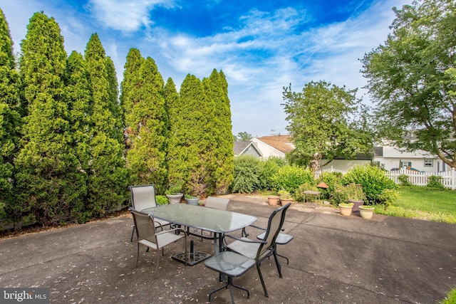 1018 Hilltop Rd, Warminster, PA 18974 - view of patio featuring outdoor dining area