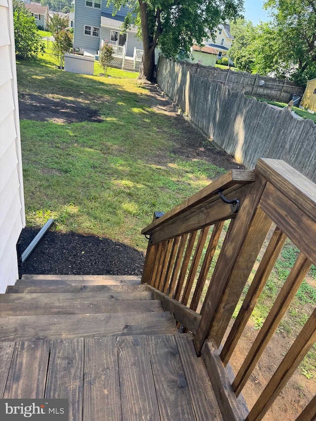 512 Majestic Ave, Bellmawr, NJ 08031 - view of yard