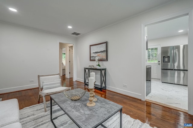 1623 Mason Ln, Charlottesville, VA 22903 - living area featuring ornamental molding, wood finished floors, and recessed lighting