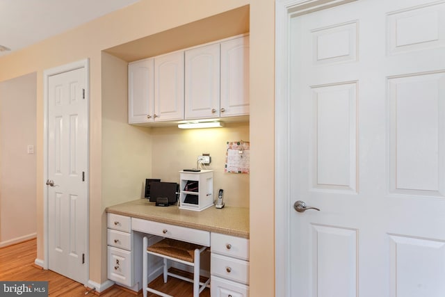 6 Thunder Gulch, Newark, DE 19702 - office with built in desk and light wood finished floors