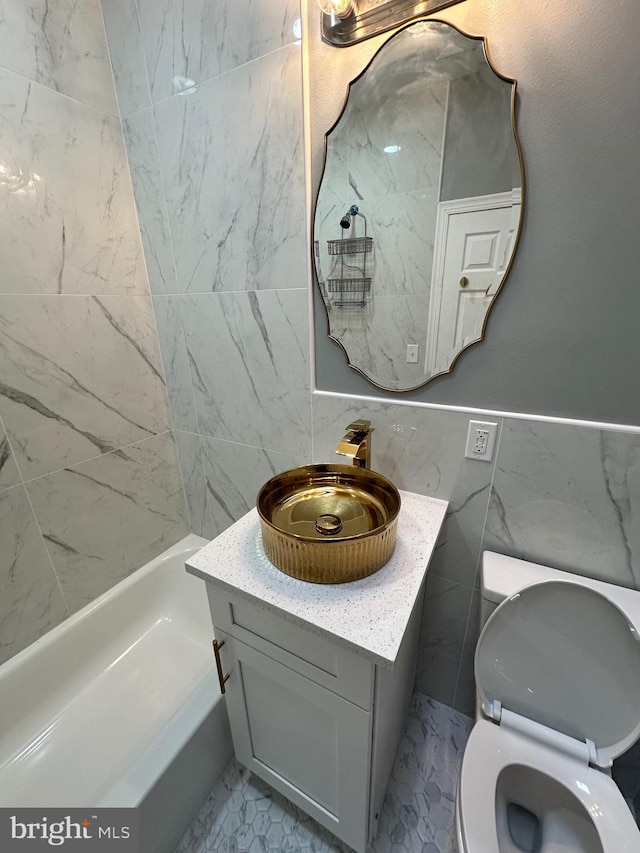 2937 N Judson St, Philadelphia, PA 19132 - bathroom with tile walls and vanity