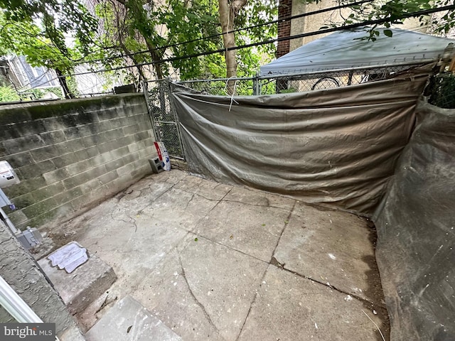 2937 N Judson St, Philadelphia, PA 19132 - view of patio / terrace